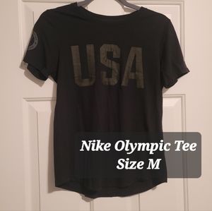 Womens Nike Tee